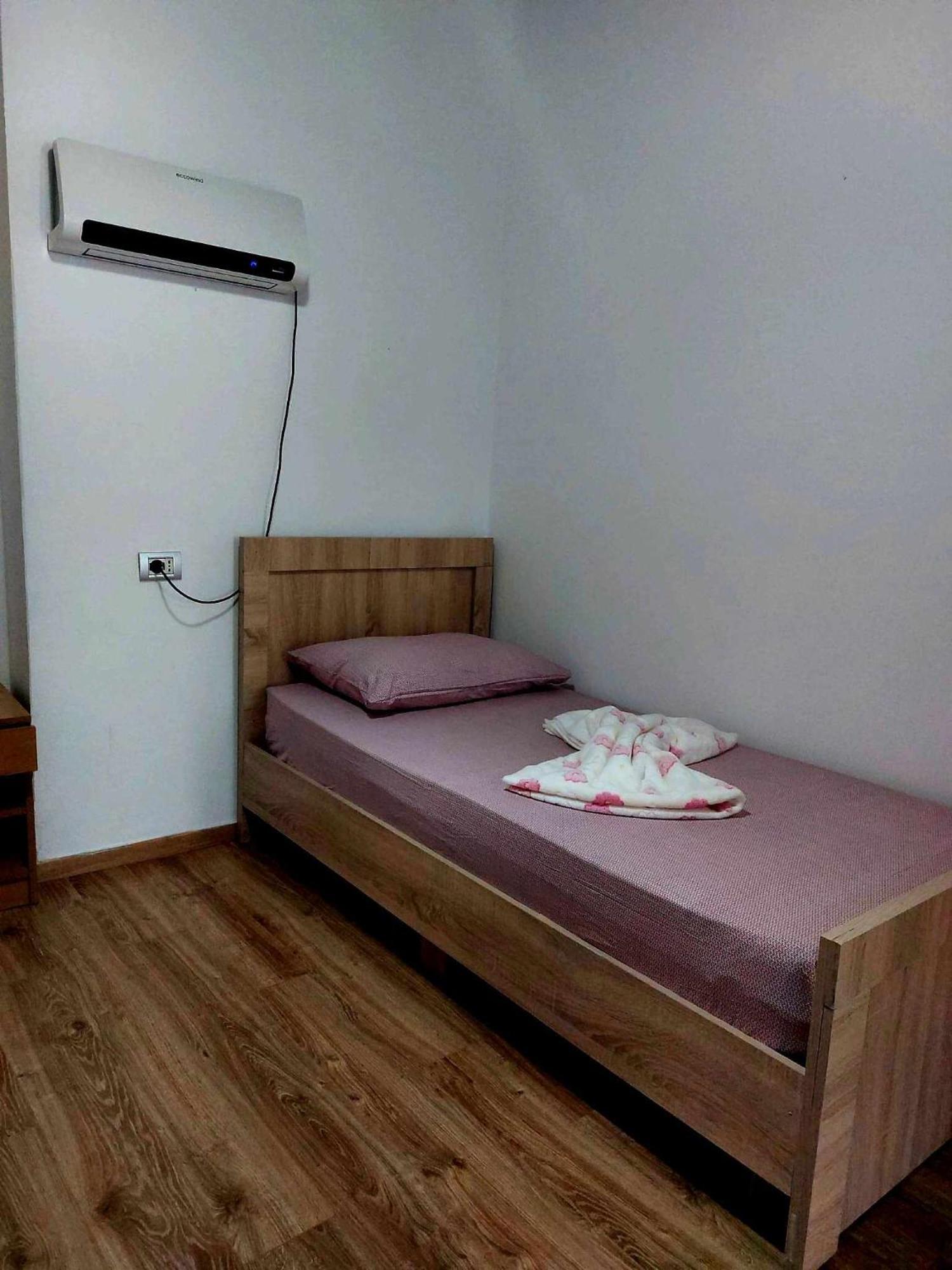 Guest House Flowers Berat Luaran gambar