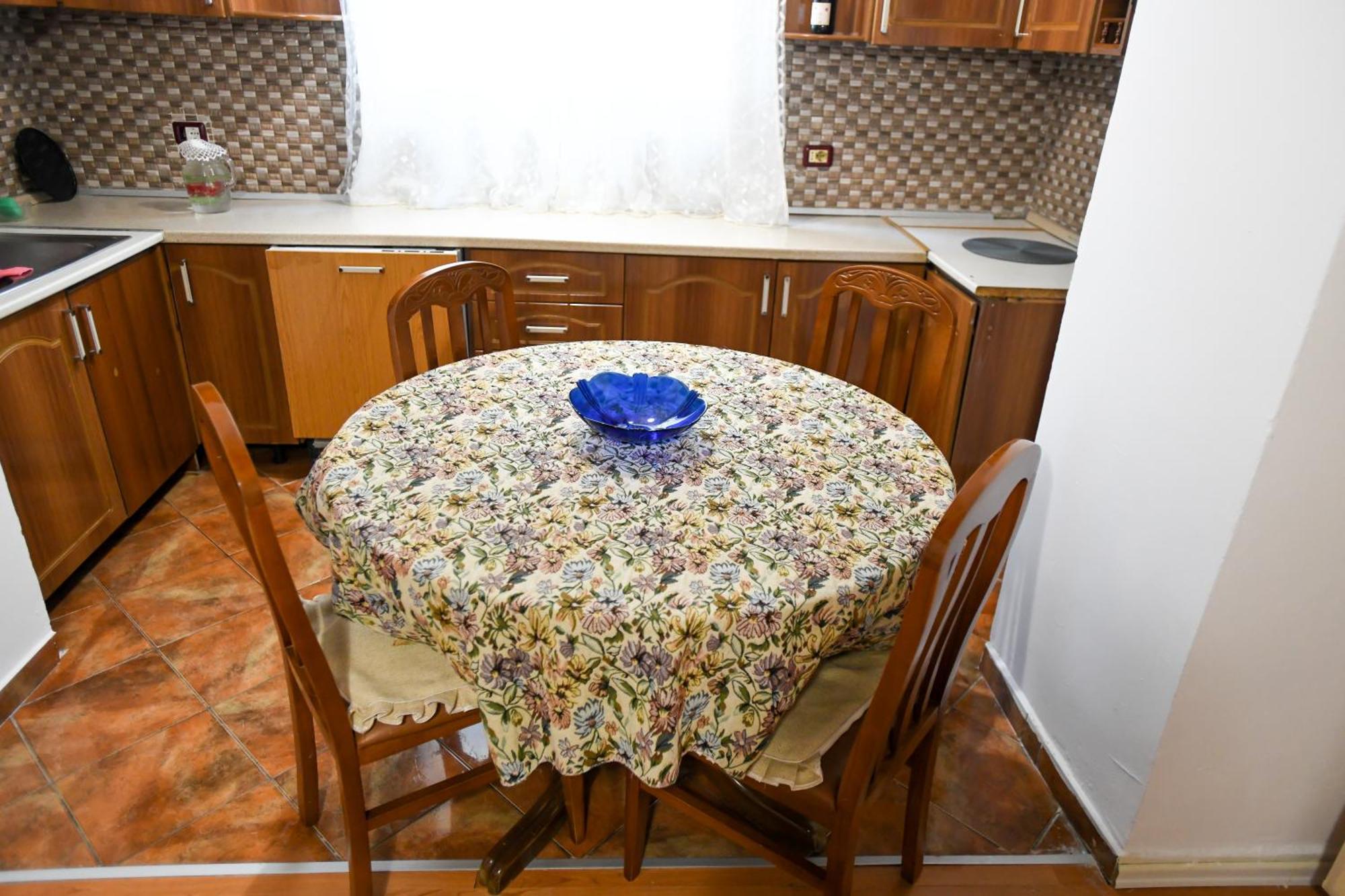 Guest House Flowers Berat Luaran gambar
